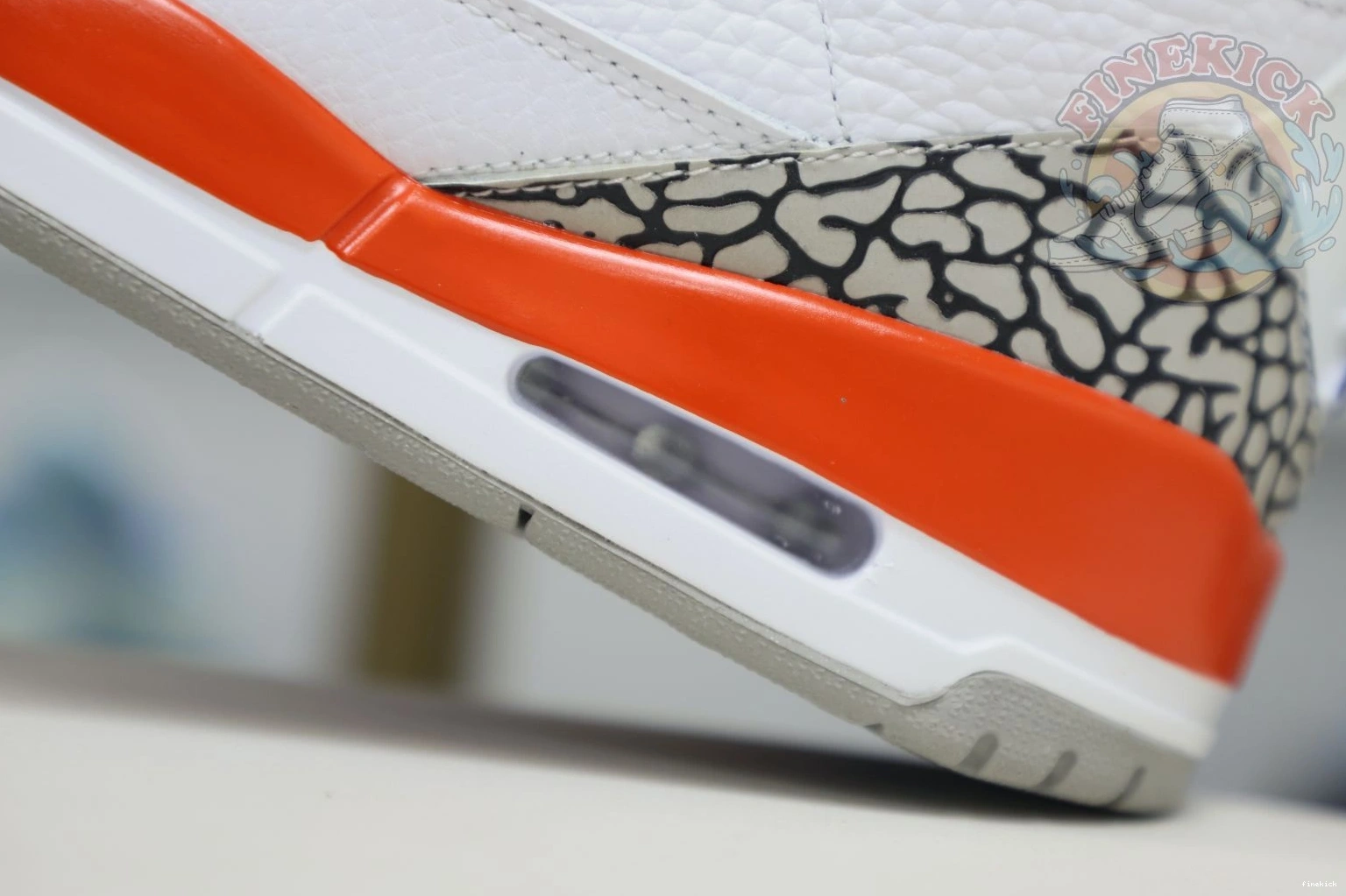 RETRO JORDAN AIR 3 'KNICKS' 0819